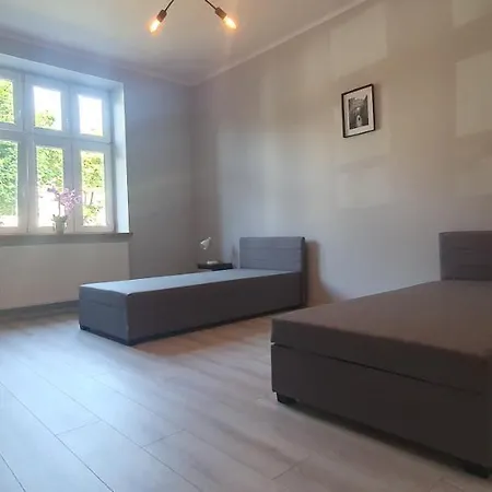 Apartament Starowka * كونين